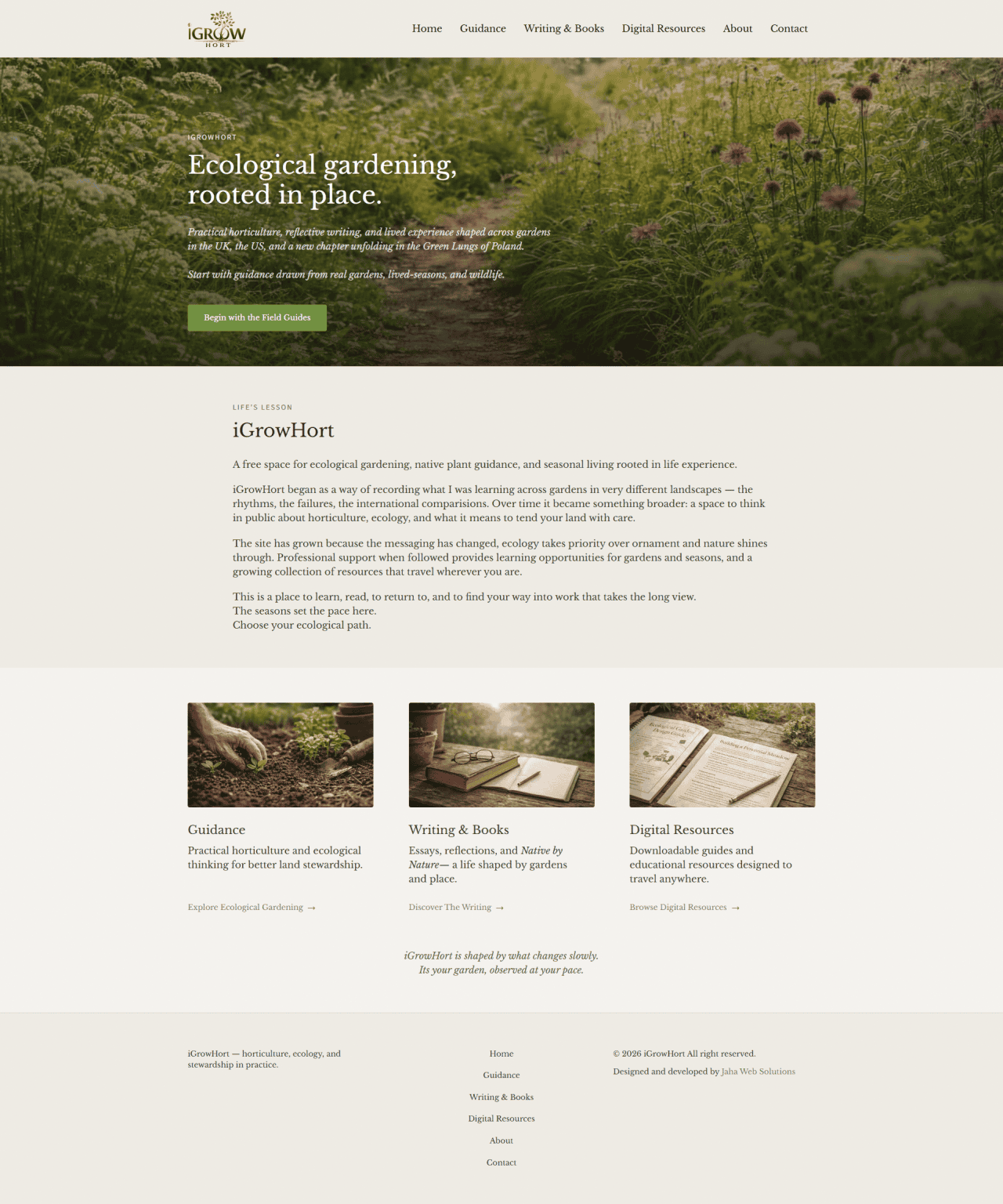 The iGrowHort homepage, an editorial gardening site with a wildflower meadow hero and three content cards